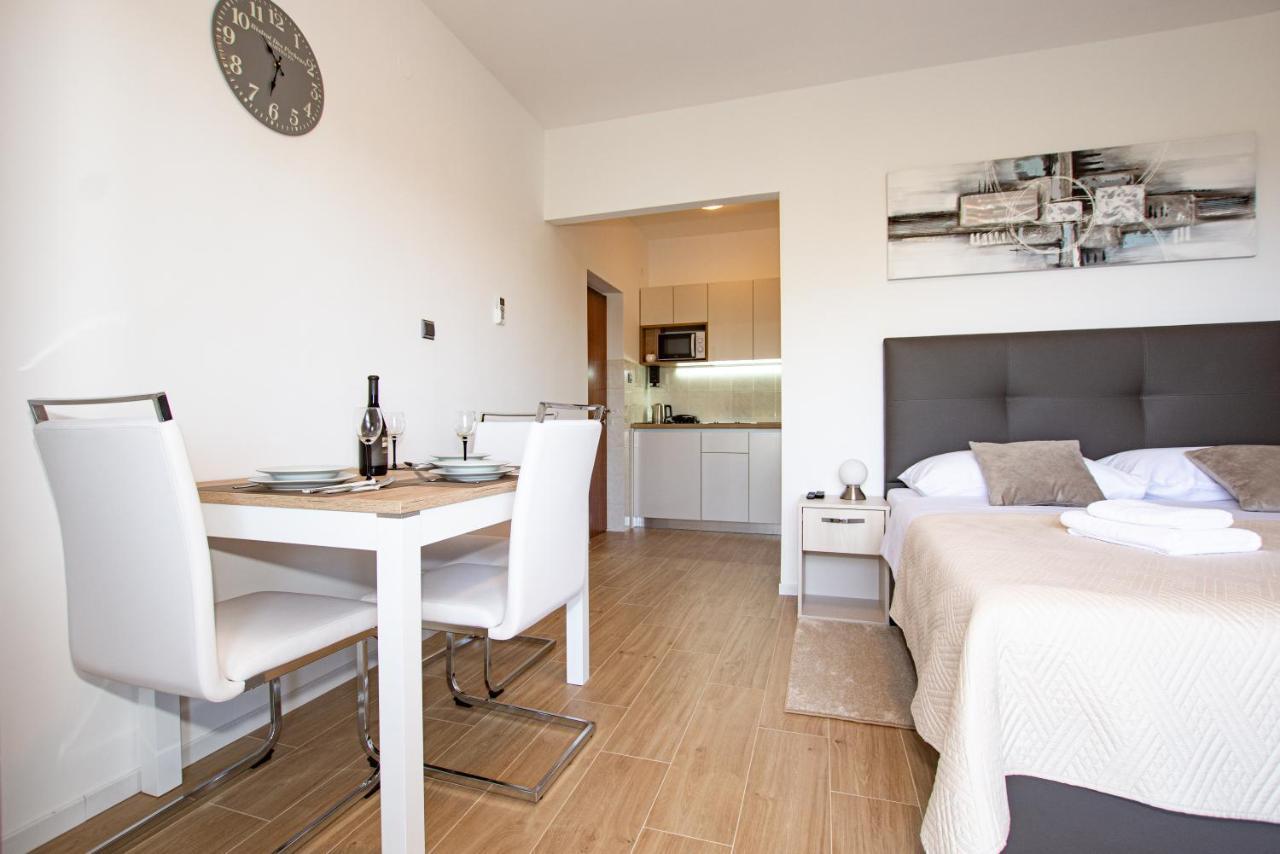 White Diamond Apartment Vrsi Ngoại thất bức ảnh