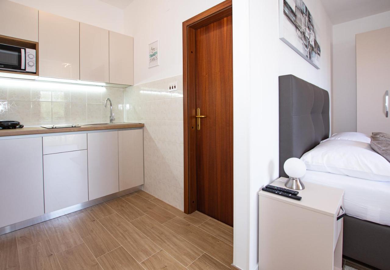 White Diamond Apartment Vrsi Ngoại thất bức ảnh