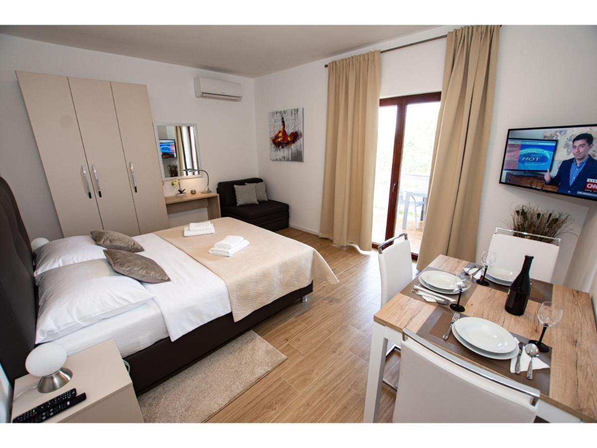 White Diamond Apartment Vrsi Ngoại thất bức ảnh